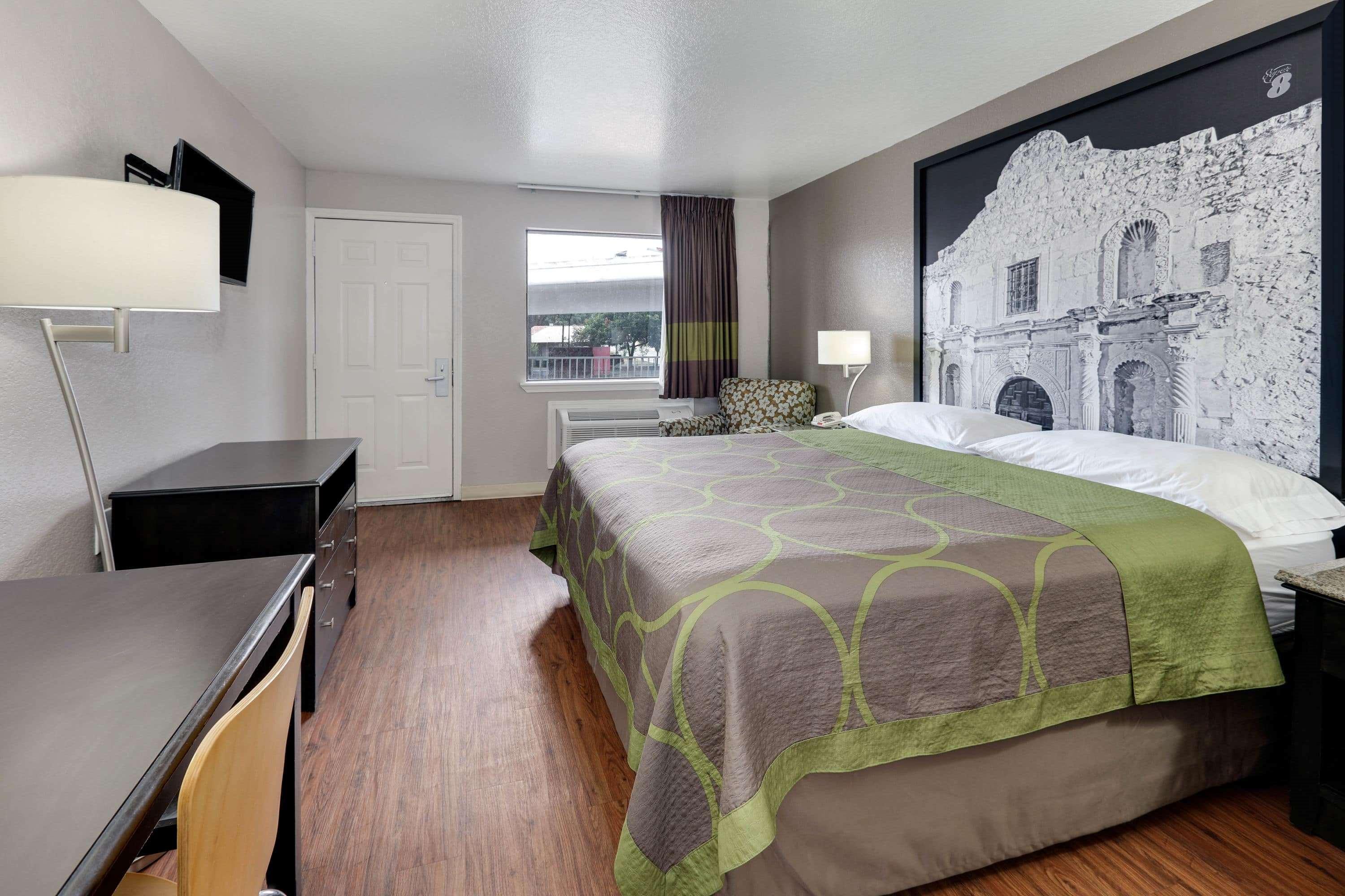 ซูเปอร์ 8 บาย วินด์แฮม ซานแอนโทนิโอ ดาวน์ทาวน์/ มิวเซียมรีช Motel ซานอันโตนิโอ ภายนอก รูปภาพ