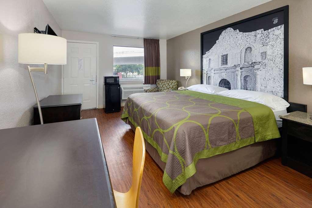 ซูเปอร์ 8 บาย วินด์แฮม ซานแอนโทนิโอ ดาวน์ทาวน์/ มิวเซียมรีช Motel ซานอันโตนิโอ ห้อง รูปภาพ