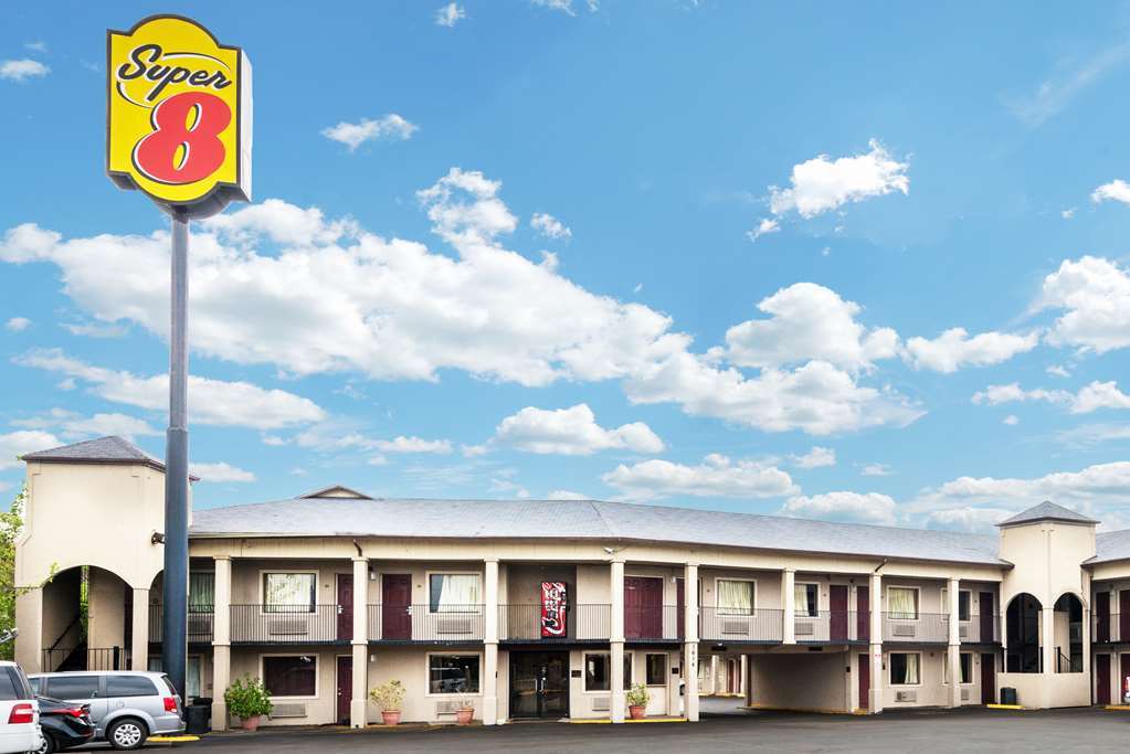 ซูเปอร์ 8 บาย วินด์แฮม ซานแอนโทนิโอ ดาวน์ทาวน์/ มิวเซียมรีช Motel ซานอันโตนิโอ ภายนอก รูปภาพ
